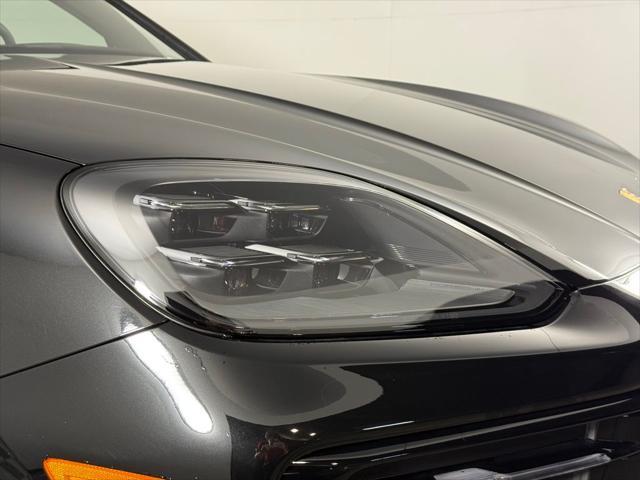 new 2025 Porsche Cayenne car