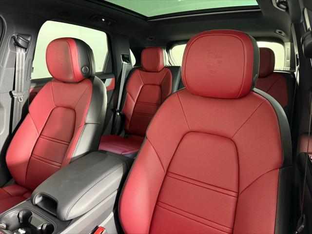 new 2025 Porsche Cayenne car