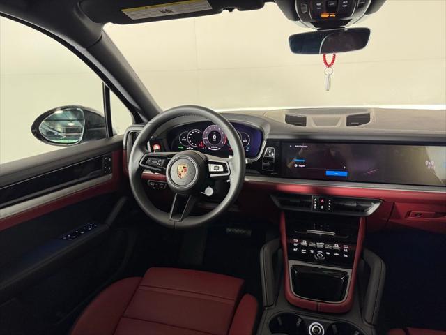 new 2025 Porsche Cayenne car