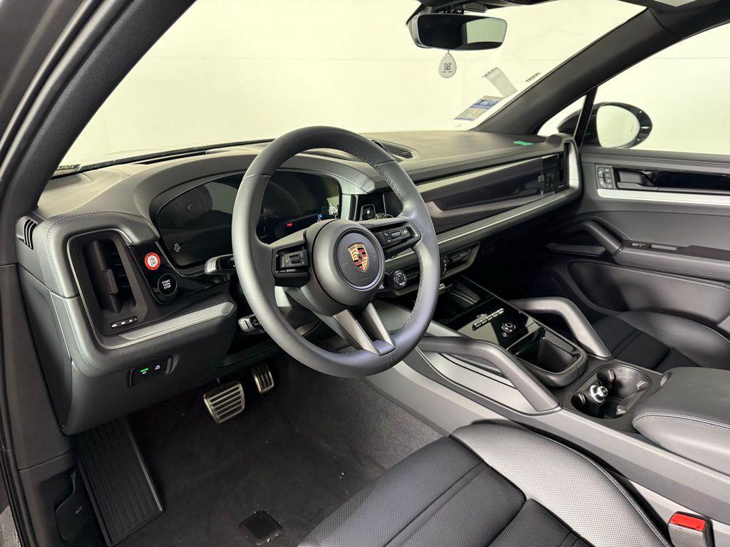 new 2025 Porsche Cayenne car, priced at $136,025