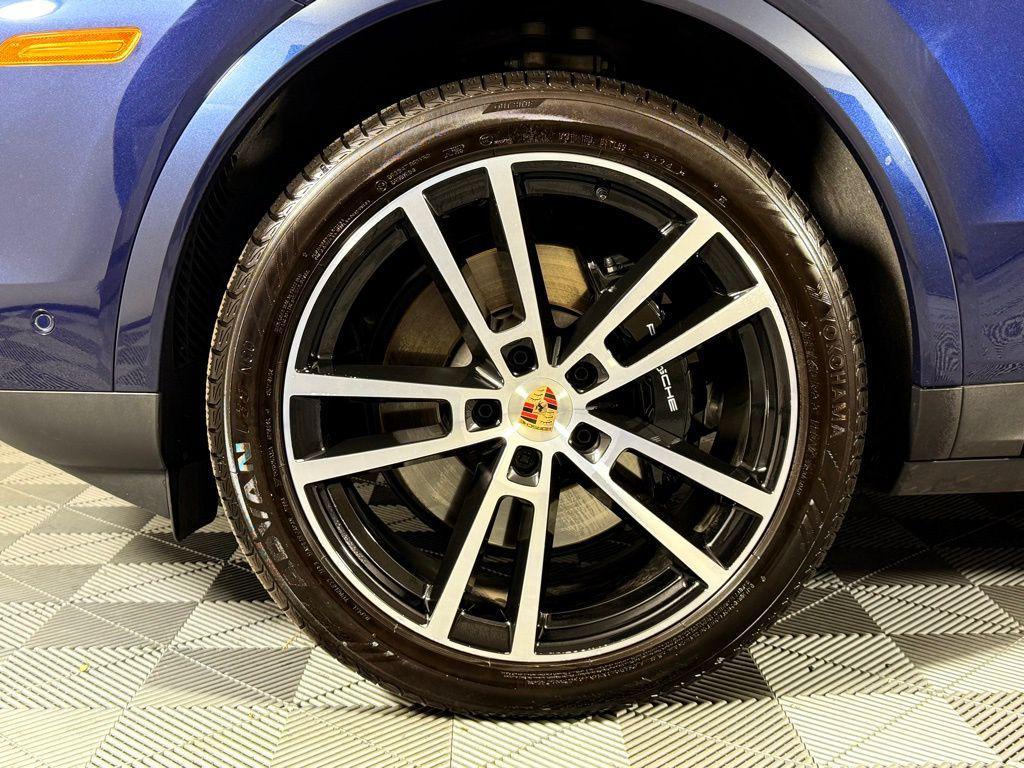 used 2025 Porsche Cayenne car, priced at $89,955