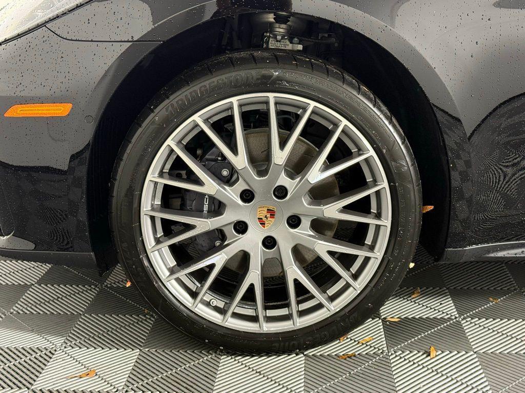 new 2026 Porsche Panamera car, priced at $127,800