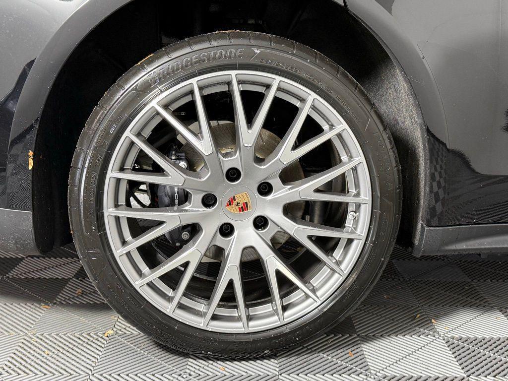 new 2026 Porsche Panamera car, priced at $127,800