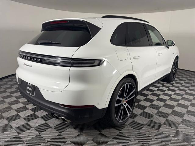 new 2025 Porsche Cayenne E-Hybrid car, priced at $126,775