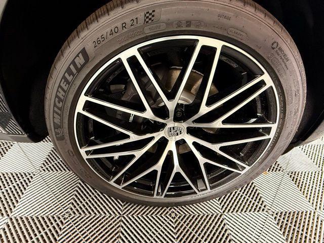 new 2025 Porsche Macan car, priced at $75,795