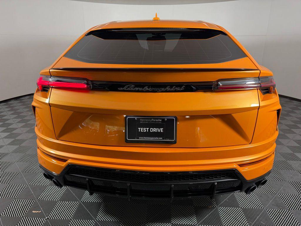 used 2022 Lamborghini Urus car, priced at $244,471