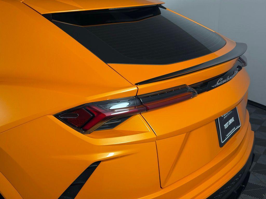 used 2022 Lamborghini Urus car, priced at $244,471
