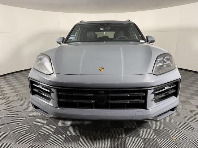 new 2025 Porsche Cayenne car, priced at $102,505