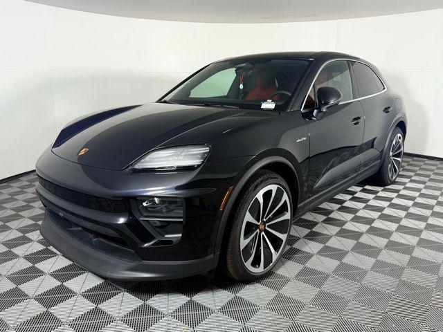 new 2025 Porsche Macan car
