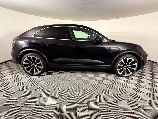 new 2025 Porsche Macan car