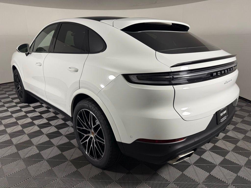 new 2025 Porsche Cayenne car, priced at $103,795