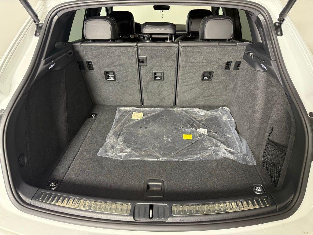 used 2024 Porsche Macan car, priced at $58,762