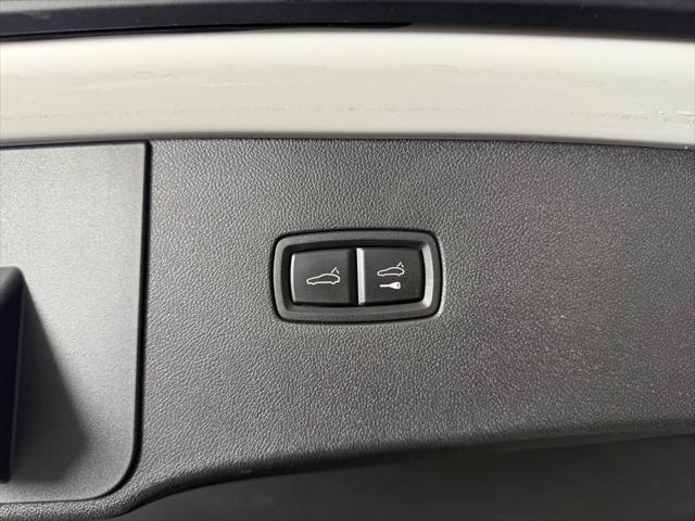 used 2022 Porsche Cayenne car, priced at $69,897