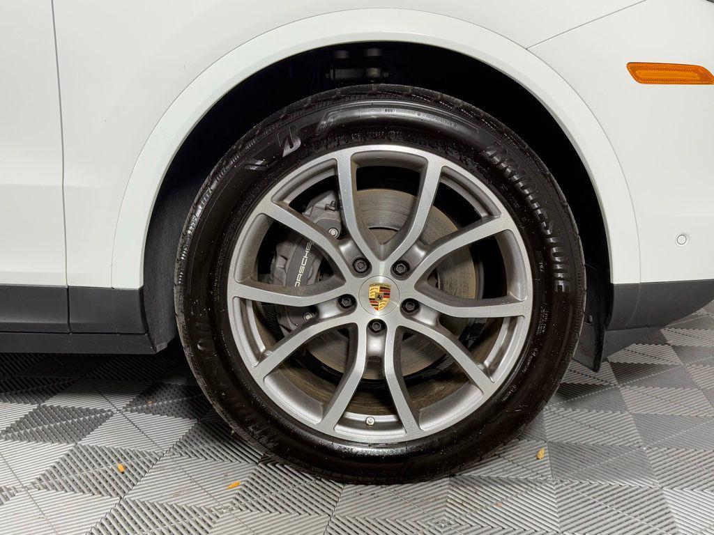 used 2025 Porsche Cayenne car, priced at $86,393