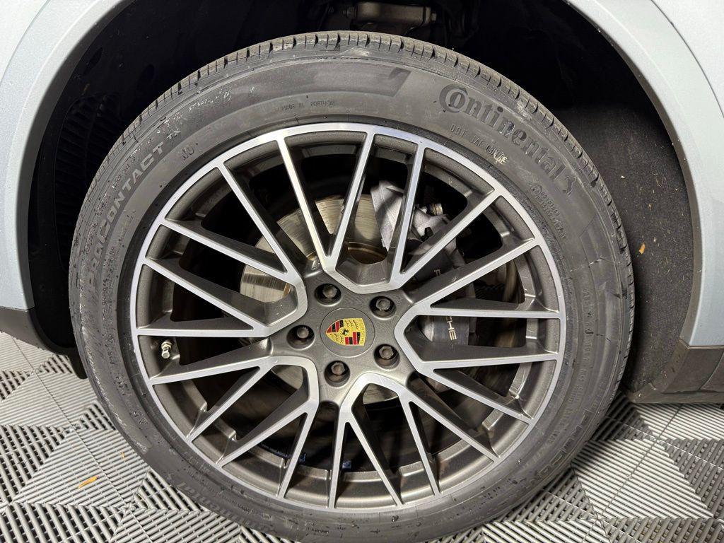 used 2023 Porsche Cayenne car, priced at $65,327