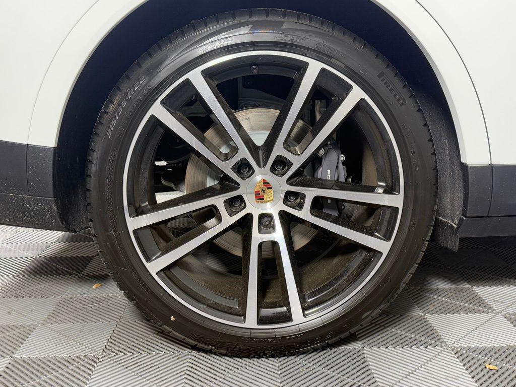 new 2026 Porsche Cayenne car, priced at $109,210