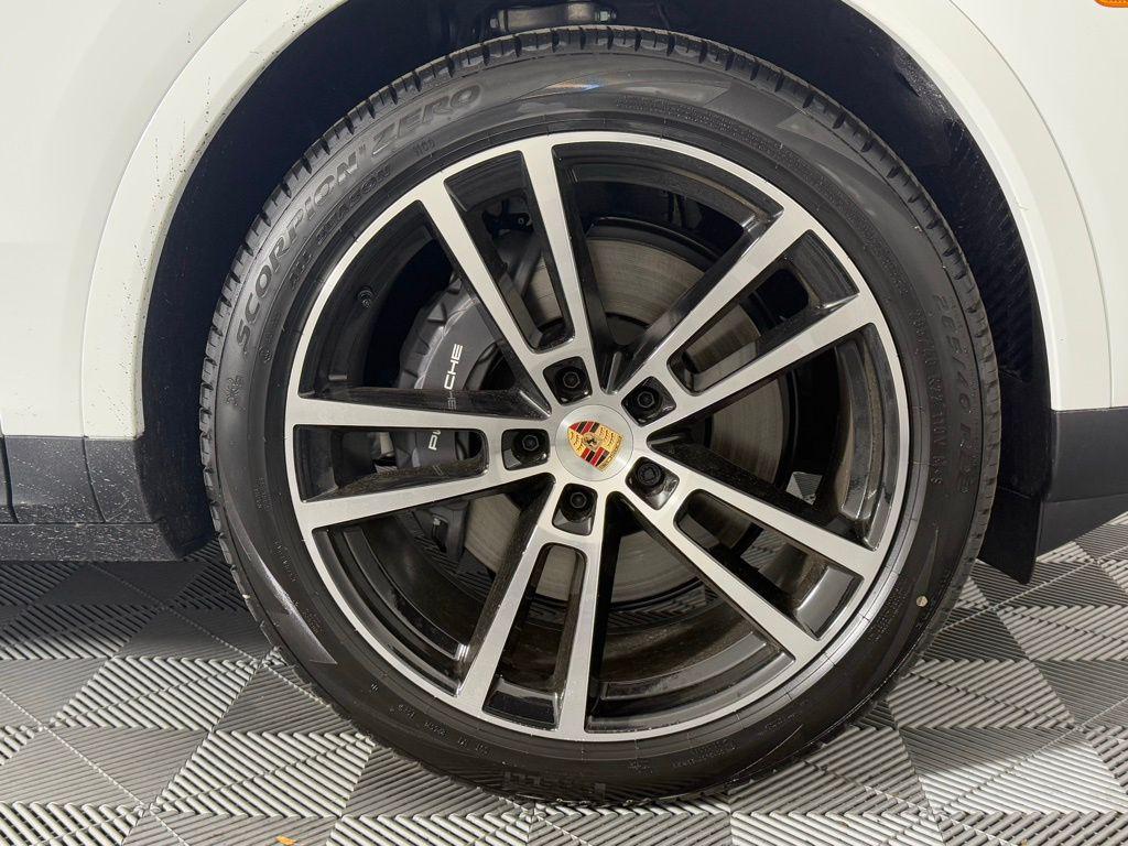 new 2026 Porsche Cayenne car, priced at $109,210