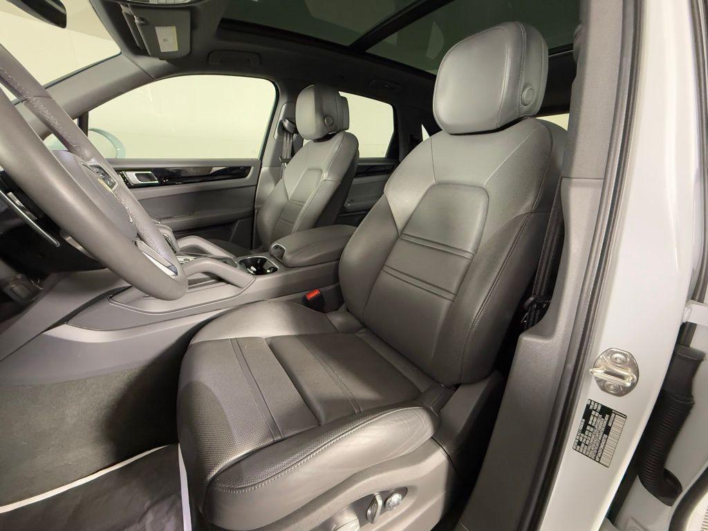 used 2021 Porsche Cayenne car, priced at $48,289