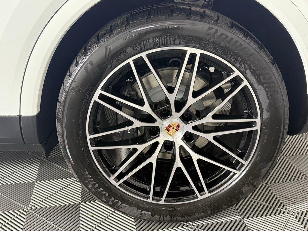 new 2026 Porsche Cayenne car, priced at $109,180