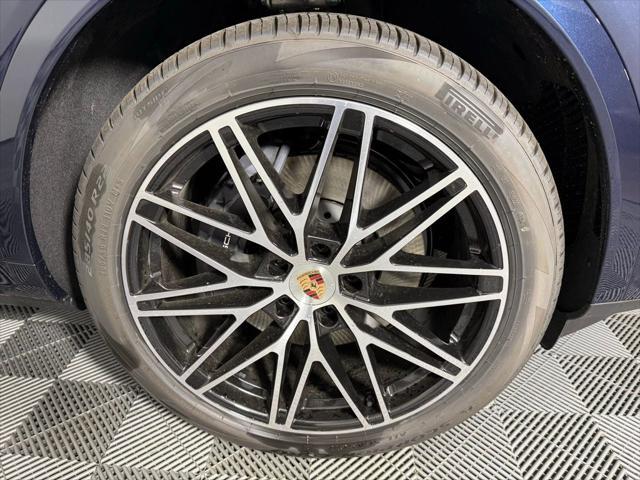 new 2025 Porsche Cayenne car, priced at $112,715
