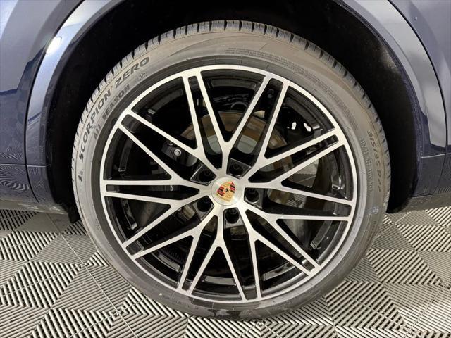 new 2025 Porsche Cayenne car, priced at $112,715