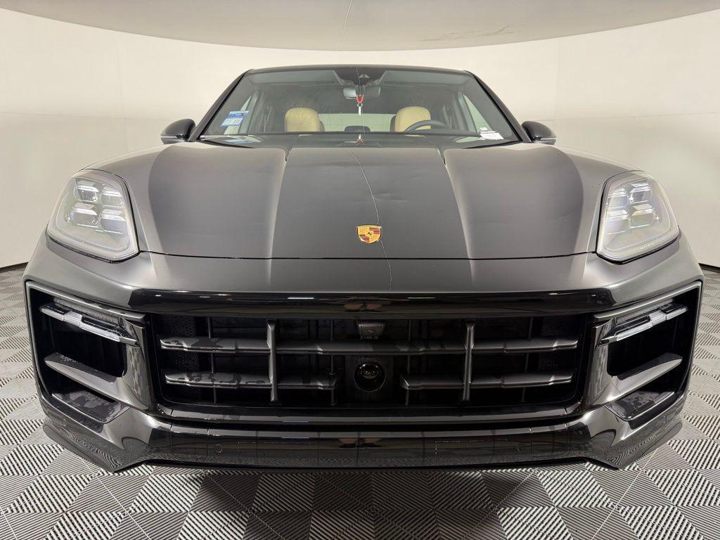 new 2025 Porsche Cayenne car, priced at $109,935