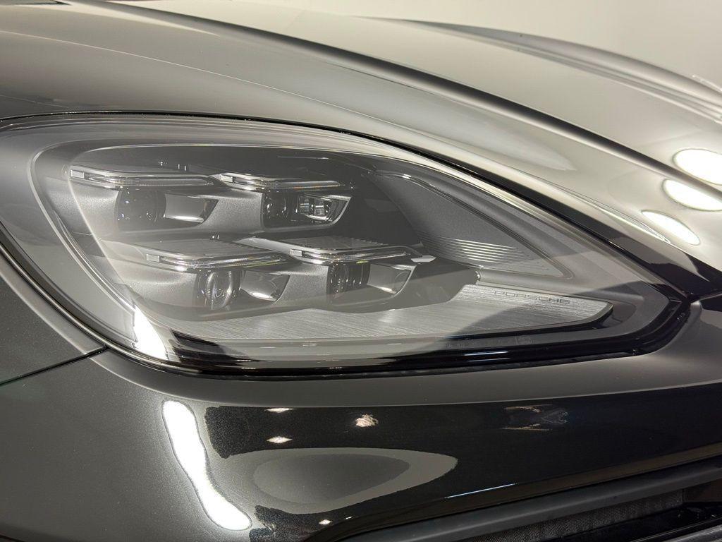 new 2025 Porsche Cayenne car, priced at $109,935