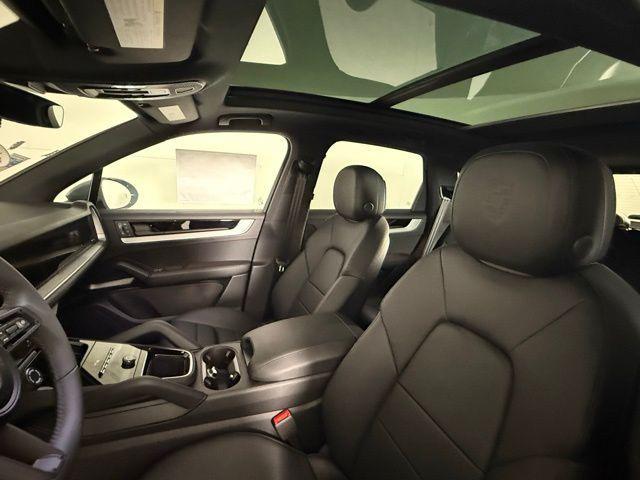 new 2025 Porsche Cayenne car, priced at $106,555