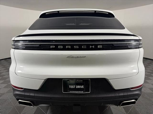 new 2025 Porsche Cayenne car