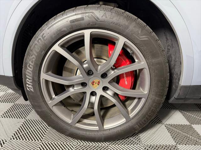 used 2025 Porsche Cayenne car, priced at $129,975