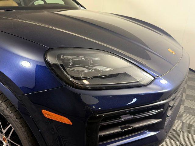new 2025 Porsche Cayenne car, priced at $106,795