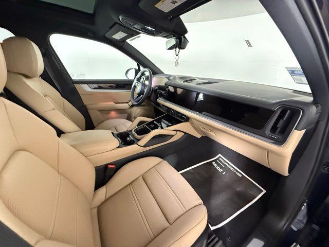 new 2025 Porsche Cayenne car, priced at $106,795