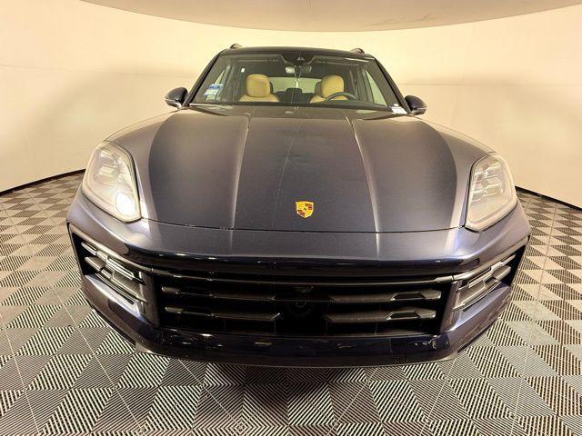 new 2025 Porsche Cayenne car, priced at $106,795