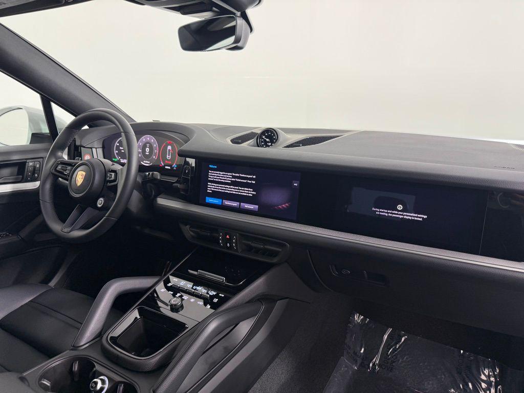 used 2025 Porsche Cayenne car, priced at $95,326