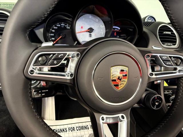new 2024 Porsche 718 Boxster car
