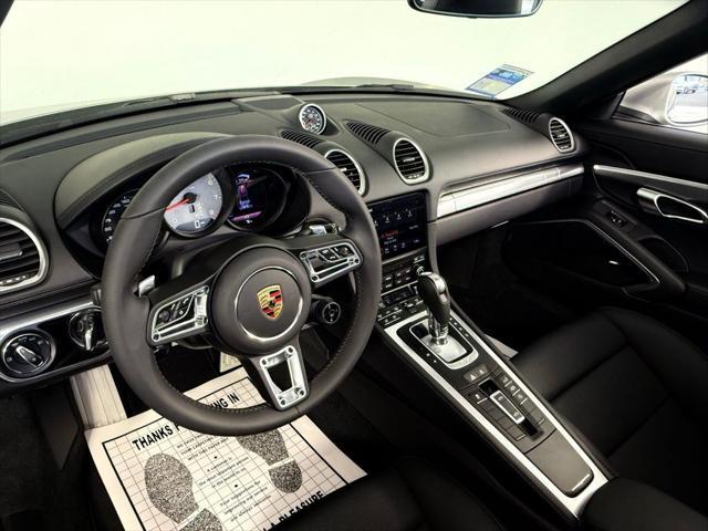 new 2024 Porsche 718 Boxster car