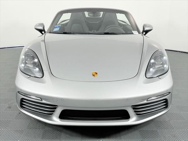 new 2024 Porsche 718 Boxster car