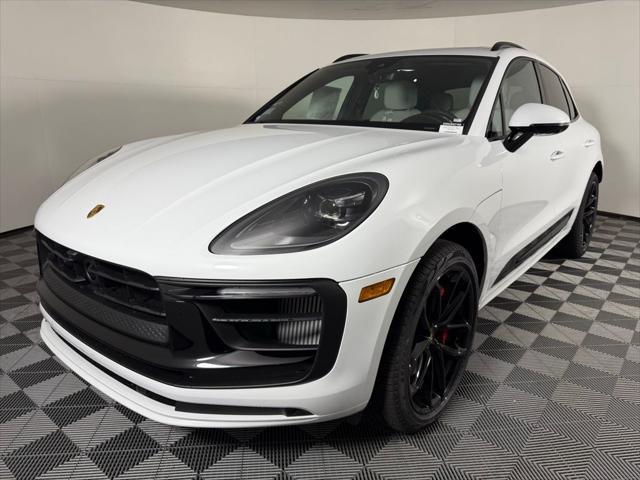 new 2025 Porsche Macan car, priced at $107,975