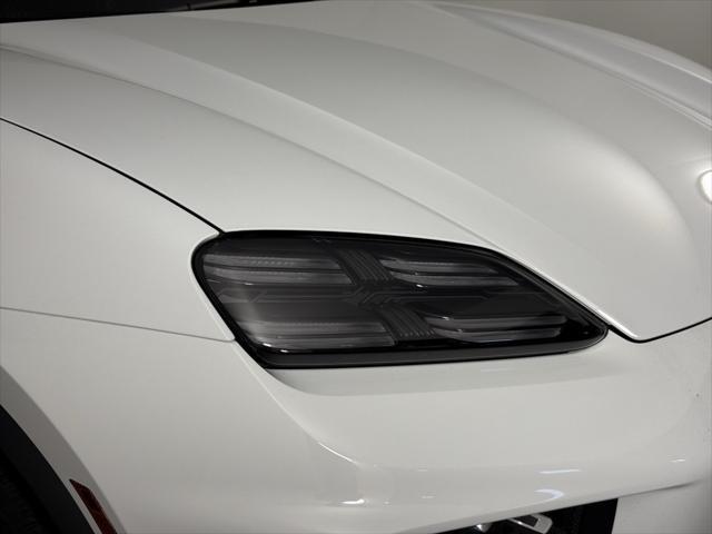 new 2025 Porsche Macan car, priced at $100,925