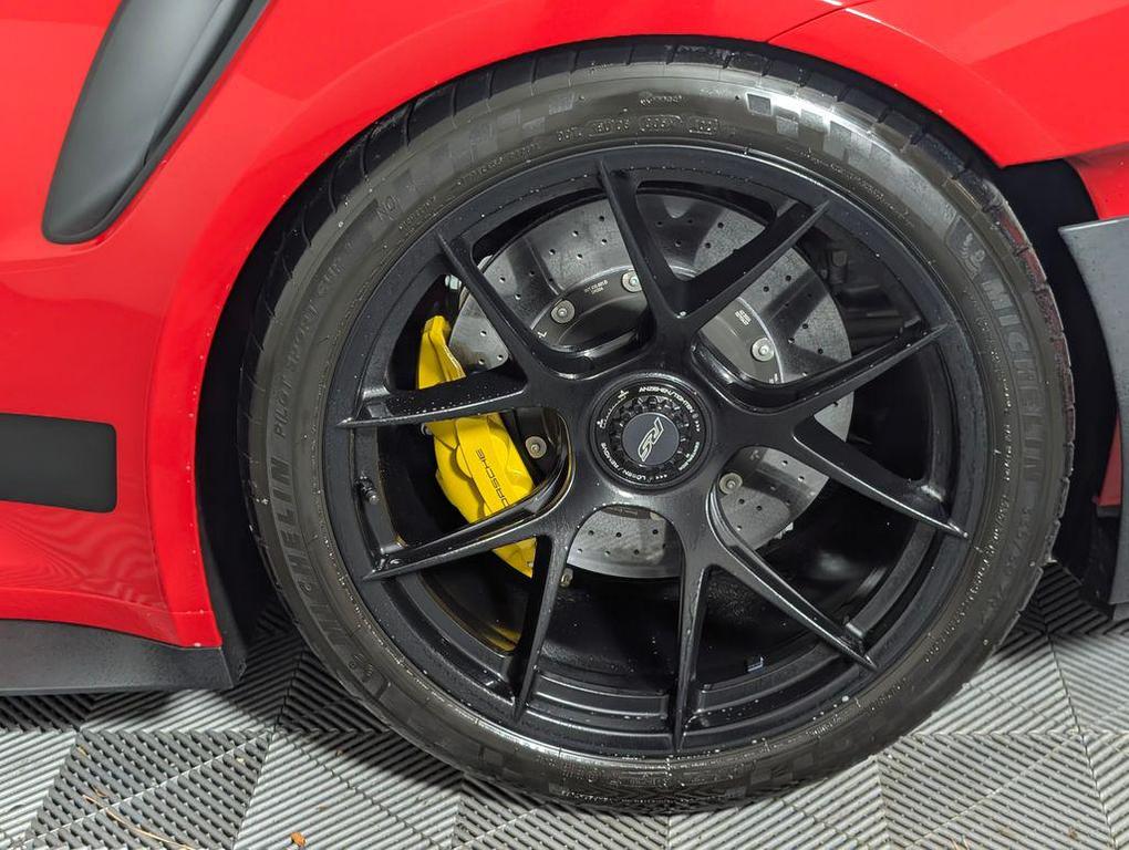 used 2025 Porsche 911 car, priced at $414,352