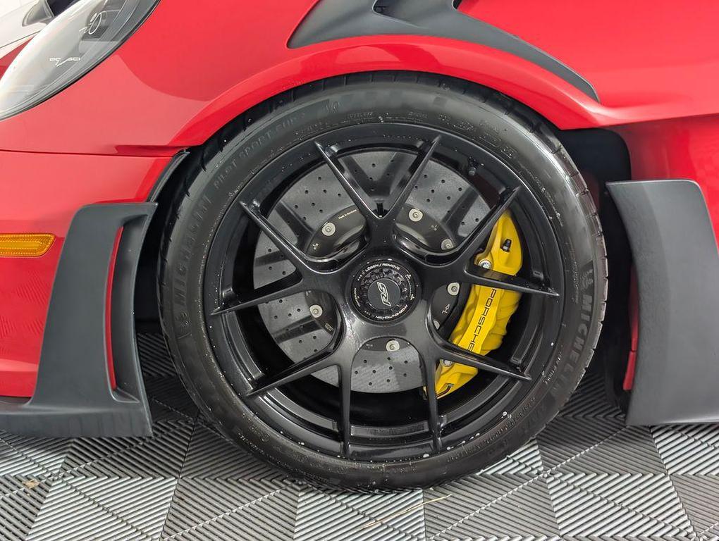 used 2025 Porsche 911 car, priced at $414,352