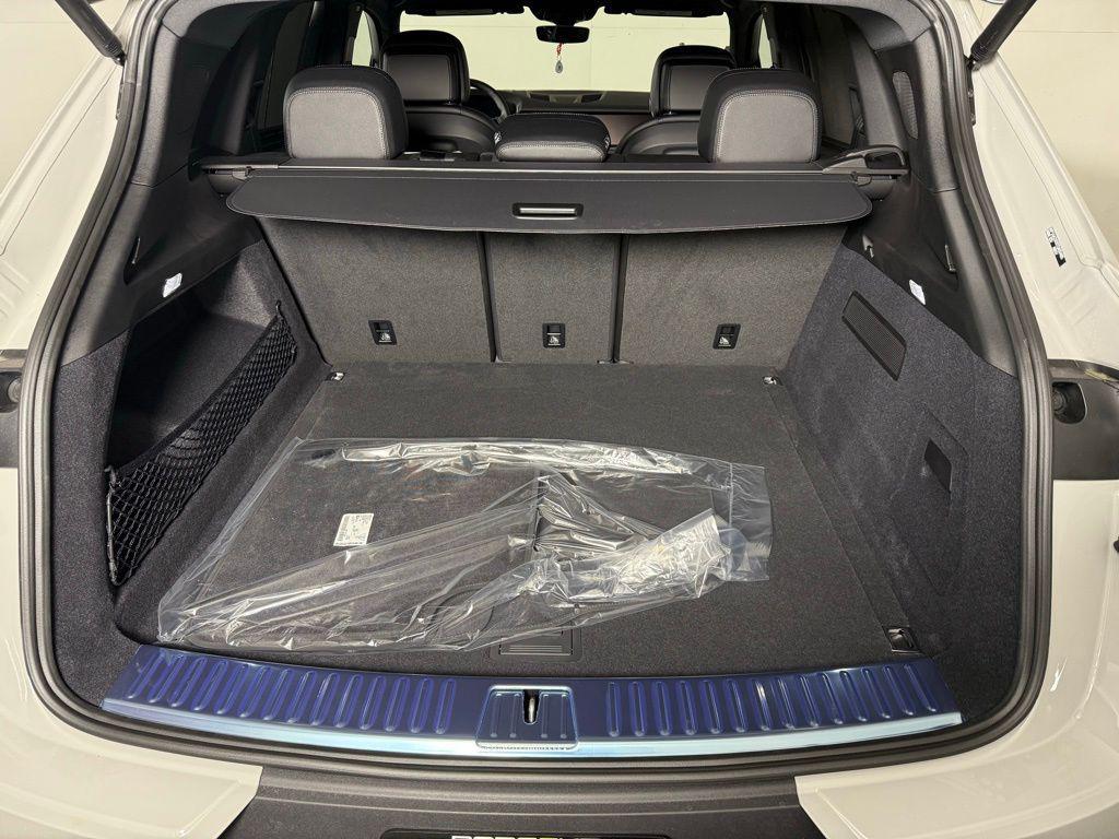 new 2026 Porsche Cayenne car, priced at $111,480