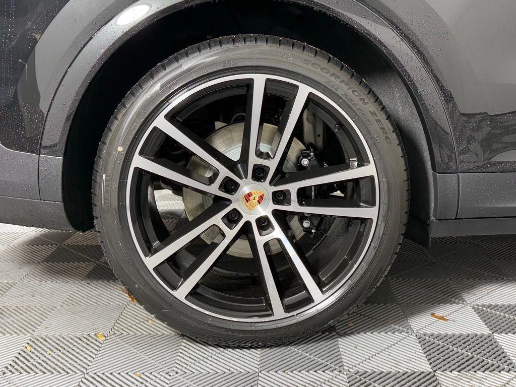 new 2026 Porsche Cayenne car, priced at $107,420