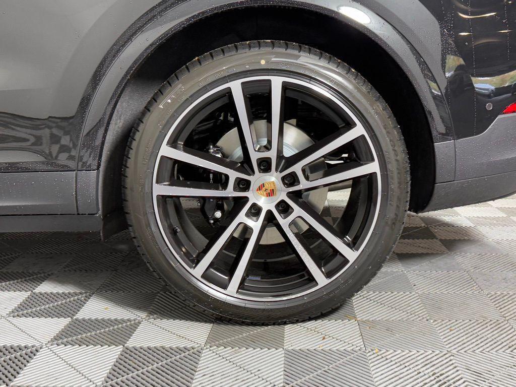 new 2026 Porsche Cayenne car, priced at $107,420