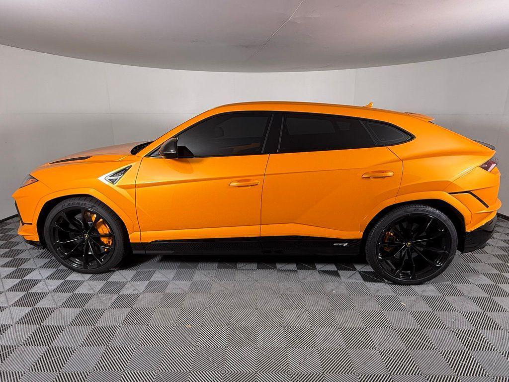used 2024 Lamborghini Urus car, priced at $269,875