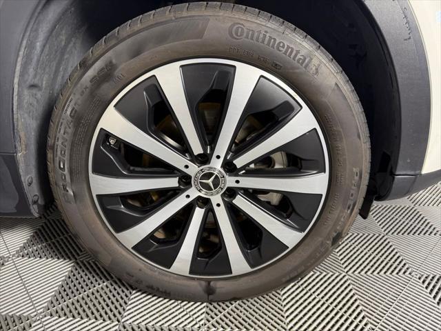 used 2020 Mercedes-Benz GLB 250 car, priced at $25,382
