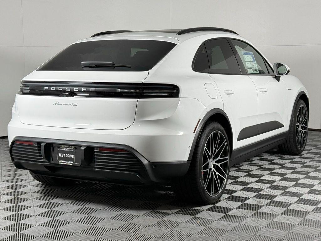 new 2025 Porsche Macan car