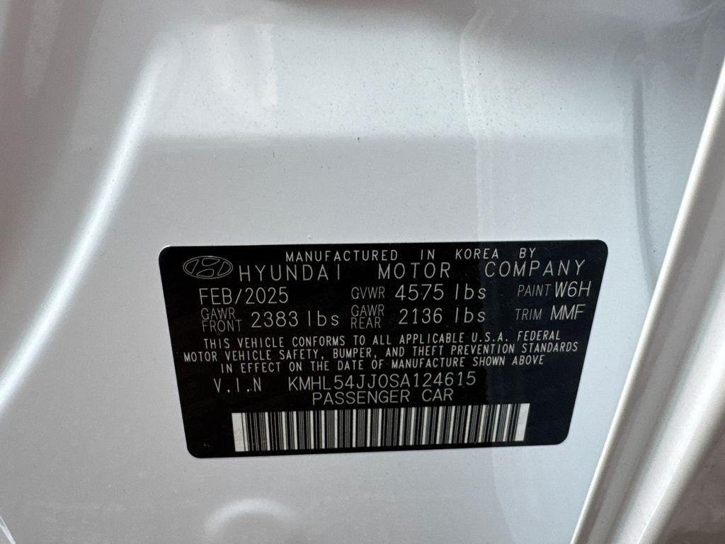 new 2025 Hyundai Sonata Hybrid car, priced at $34,496