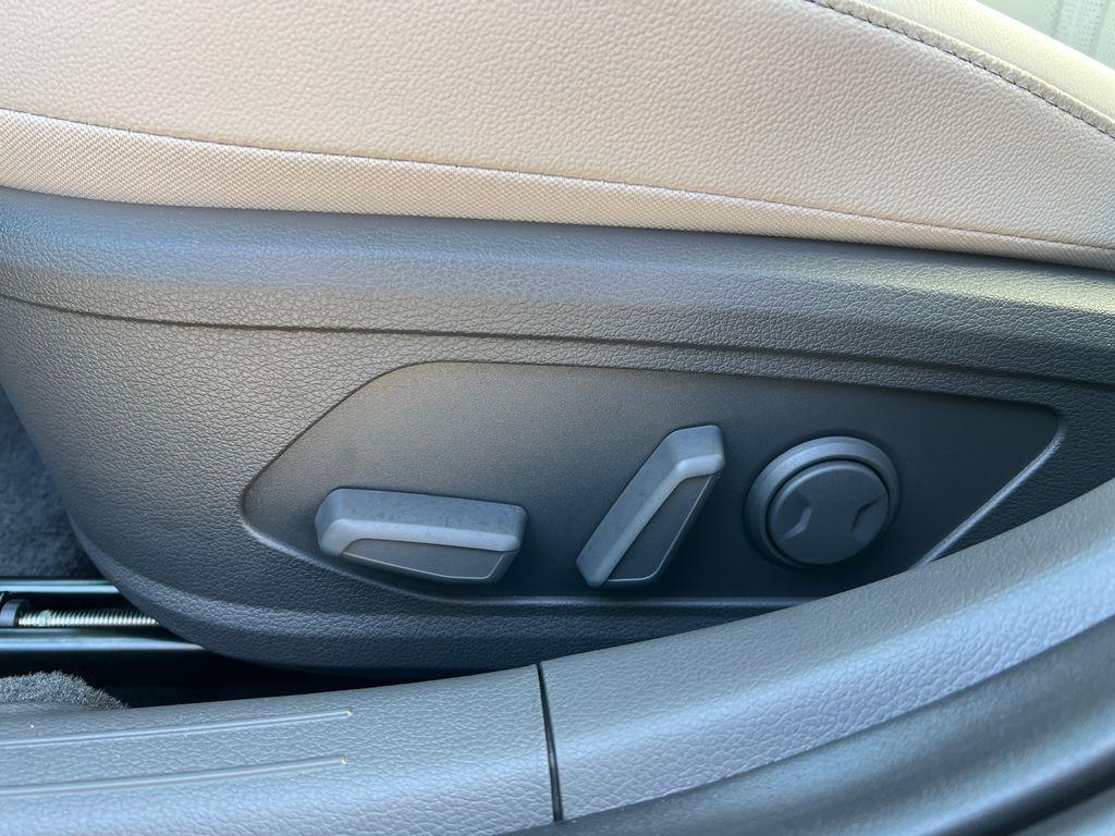 new 2025 Hyundai Sonata Hybrid car, priced at $34,495