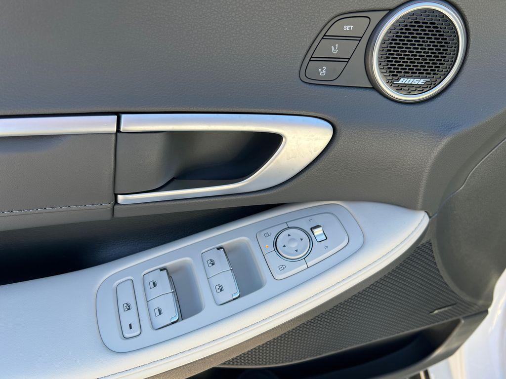new 2025 Hyundai Sonata Hybrid car, priced at $34,495
